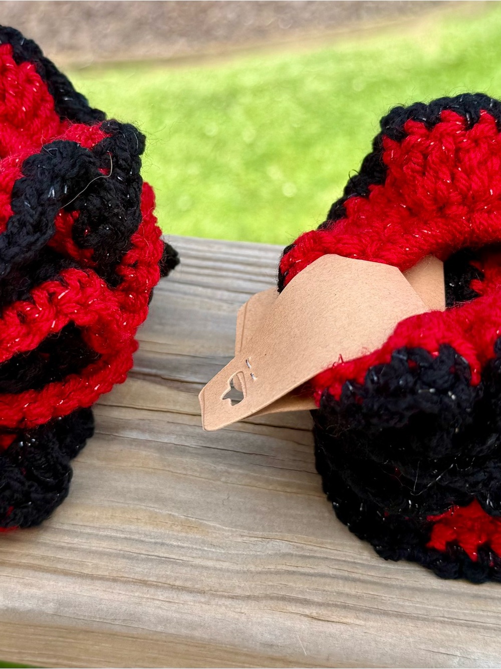 Black & Red Crochet Hair Scrunchies – Soft Knitted Hair Accessories